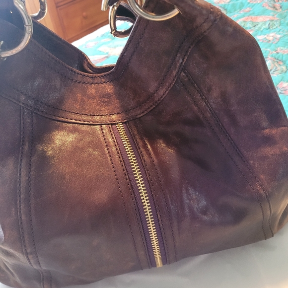 Michael Kors distressed leather tote - Picture 5 of 9